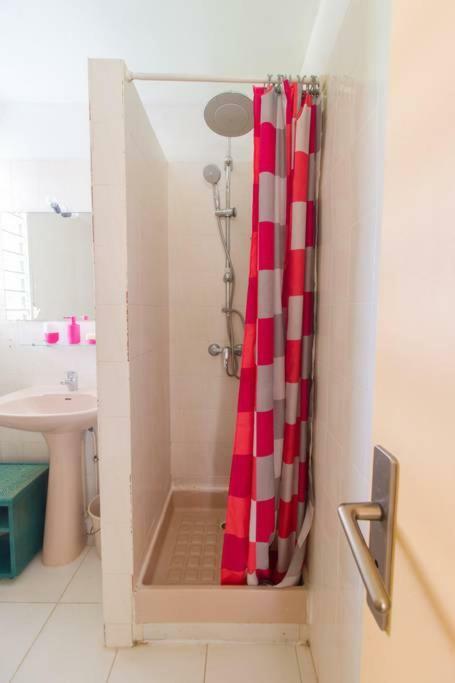 Superbe Studio avec Jacuzzi Privé Apartamento Sainte-Anne Exterior foto